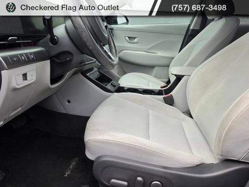 Used 2024 Hyundai Kona SEL w/ Convenience Package AWD/4WD image 13