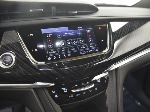 Certified 2025 Cadillac XT6 Premium Luxury image 20