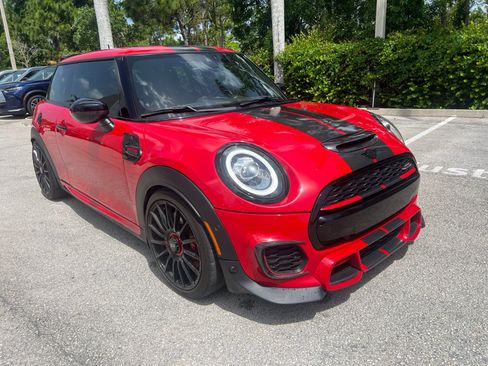 Used 2020 MINI Cooper John Cooper Works w/ Driver Assistance Package FWD image 4