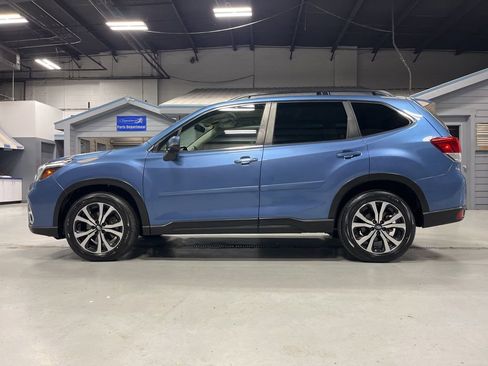 Used 2020 Subaru Forester Limited w/ Popular Package #3 AWD/4WD image 4