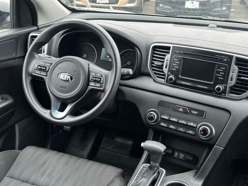 Used 2017 Kia Sportage LX image 23