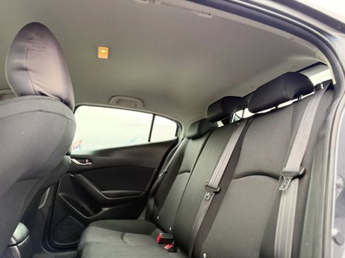Used 2016 MAZDA MAZDA3 i Sport FWD image 24