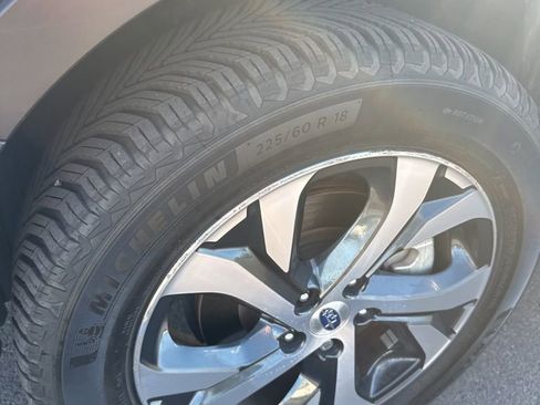 Certified 2022 Subaru Outback Touring XT w/ Tech Package 2 image 3