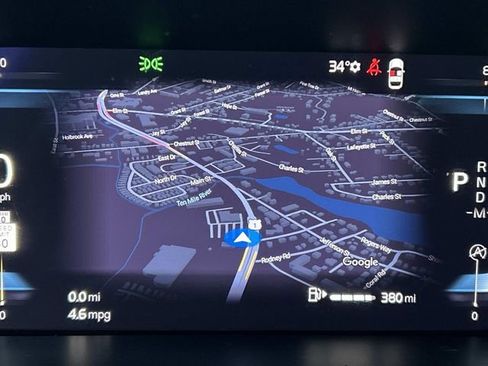 Used 2024 Volvo XC60 B5 Plus w/ Protection Package Premier image 30