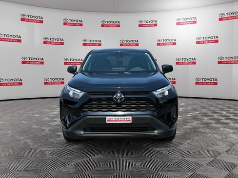 Used 2023 Toyota RAV4 LE AWD/4WD image 2