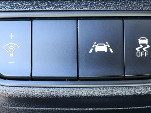 Used 2020 Kia Forte LXS image 40