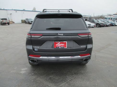 Used 2022 Jeep Grand Cherokee Overland w/ Luxury Tech Group IV image 5