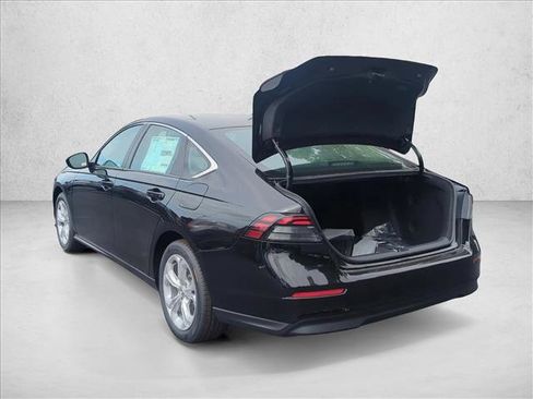 New 2026 Honda Accord LX image 9