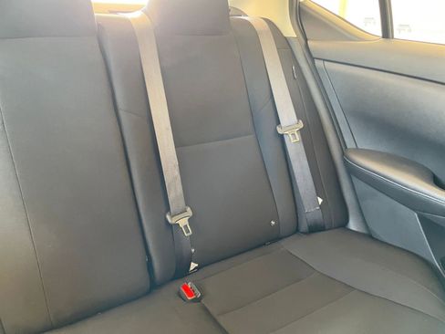 Used 2025 Nissan Sentra S image 31