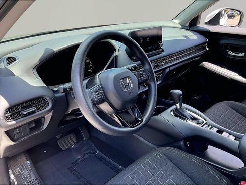 Used 2024 Honda HR-V LX image 14