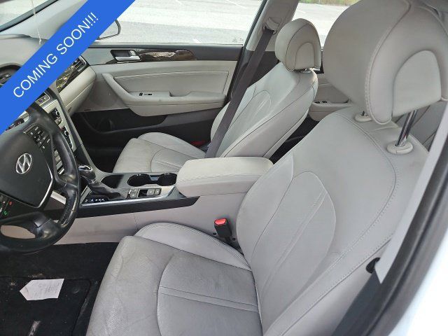 Used 2017 Hyundai Sonata Limited w/ Ultimate Package 04 FWD image 9