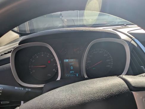 Used 2015 Chevrolet Equinox LT FWD image 18