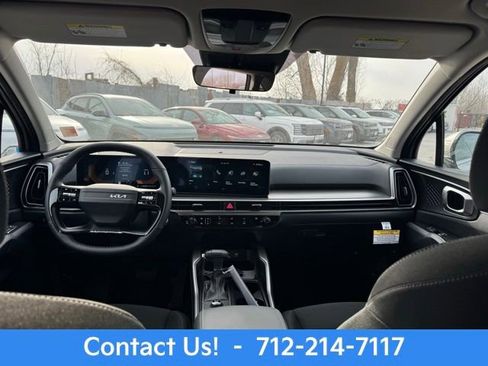 New 2026 Kia Sorento LX image 13