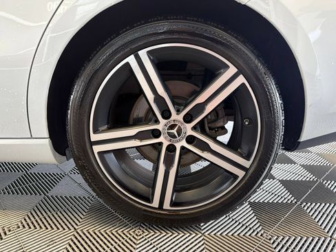 Used 2021 Mercedes-Benz CLA 250 image 8