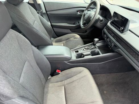 Used 2023 Honda Accord LX image 15