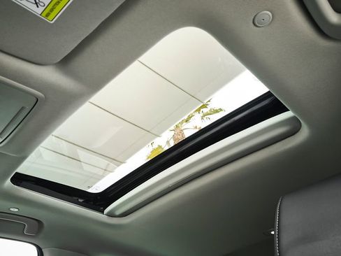 Used 2025 Honda CR-V EX-L image 27