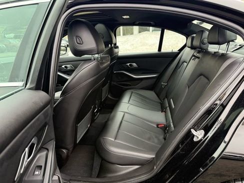 Used 2022 BMW 330i xDrive Sedan w/ Premium Package 2 image 27