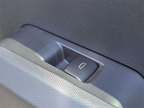 New 2025 Chevrolet Colorado Z71 w/ Midnight Edition image 34