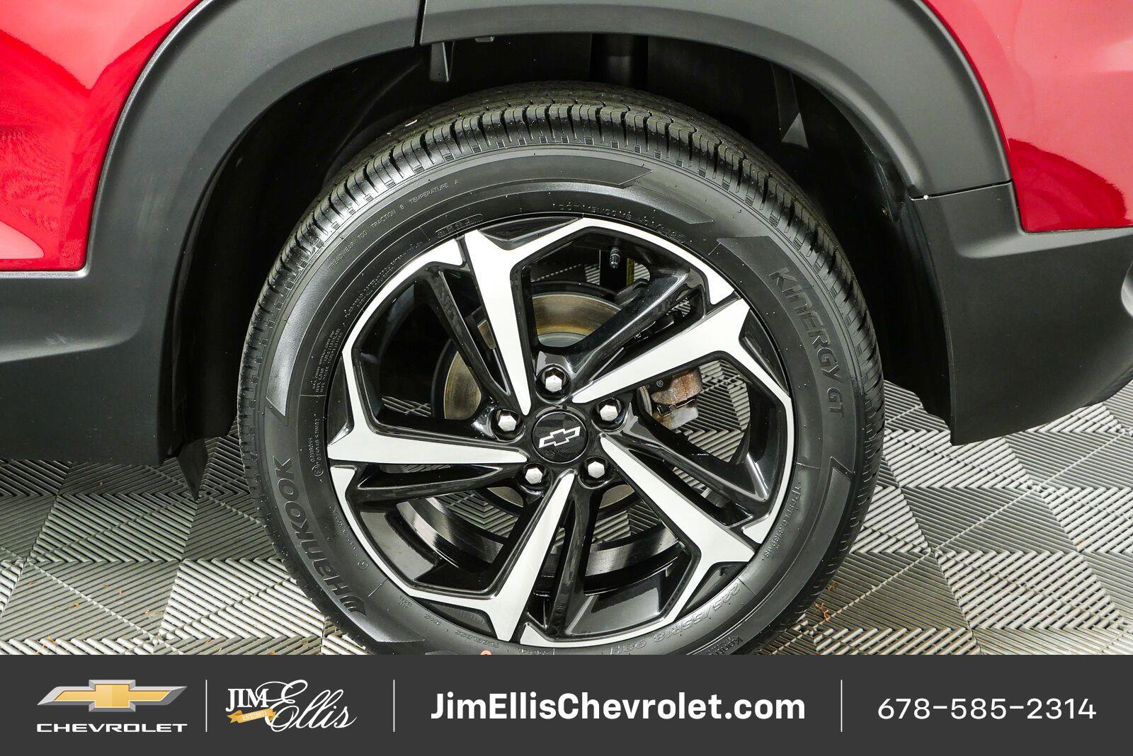 Used 2022 Chevrolet TrailBlazer RS w/ Sun and Liftgate Package FWD image 37