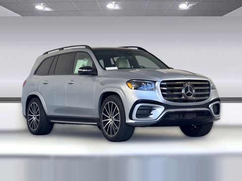 Used 2026 Mercedes-Benz GLS 450 4MATIC image 7