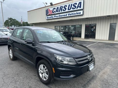 Used 2013 Volkswagen Tiguan S image 28