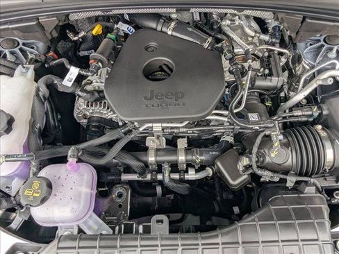 New 2026 Jeep Grand Cherokee L Limited image 17