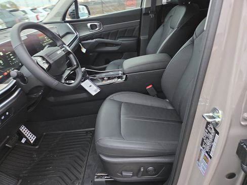 New 2026 Kia Sorento SX image 4