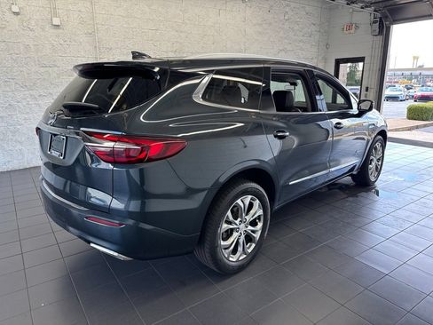 Used 2021 Buick Enclave Avenir w/ Avenir Technology Package AWD/4WD image 8