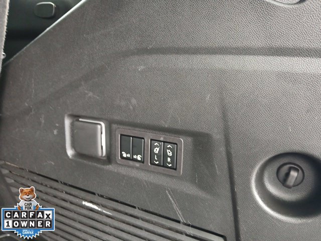 Used 2023 GMC Yukon Denali AWD/4WD image 13