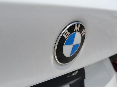 Used 2020 BMW 330i Sedan w/ Driving Assistance Package RWD image 10