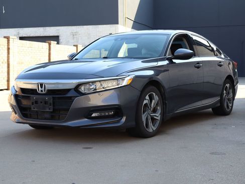 Used 2020 Honda Accord EX image 2