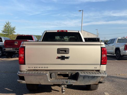 Used 2018 Chevrolet Silverado 1500 LT w/ All Star Edition AWD/4WD image 4