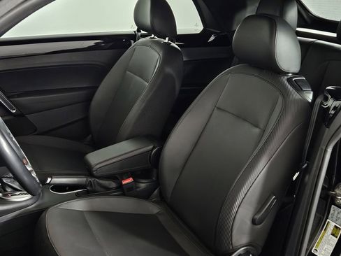 Used 2015 Volkswagen Beetle 1.8T image 21