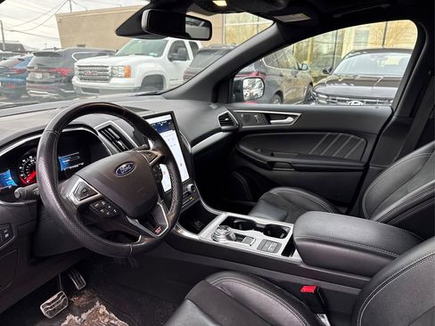 Used 2021 Ford Edge ST w/ Equipment Group 401A image 11