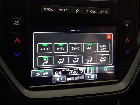 Used 2024 Subaru Crosstrek 2.0i w/ Crosstrek Mirror Package image 17