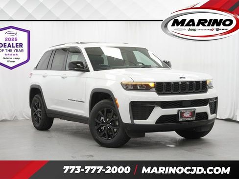 New 2026 Jeep Grand Cherokee Altitude AWD/4WD image 1