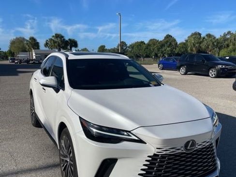 Used 2023 Lexus RX 350 Premium Plus w/ Accessory Package image 5