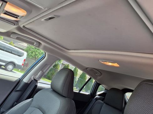 Used 2024 Subaru Crosstrek 2.0i Premium image 10