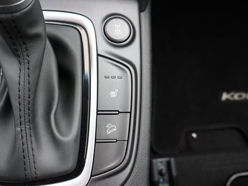 Used 2021 Hyundai Kona SEL image 10