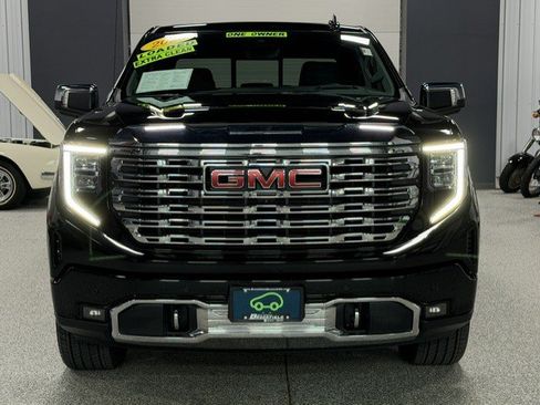 Certified 2023 GMC Sierra 1500 Denali w/ Technology Package AWD/4WD image 7