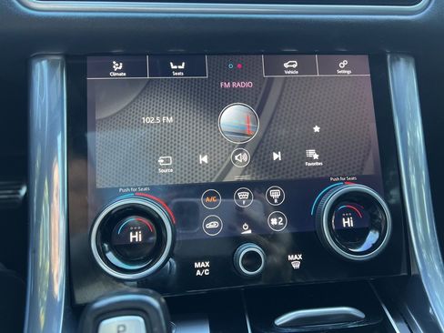 Used 2019 Land Rover Range Rover Sport HSE Dynamic image 30