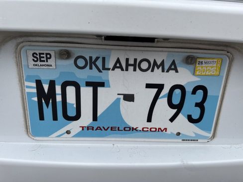 Used 2012 Dodge Charger SE image 13