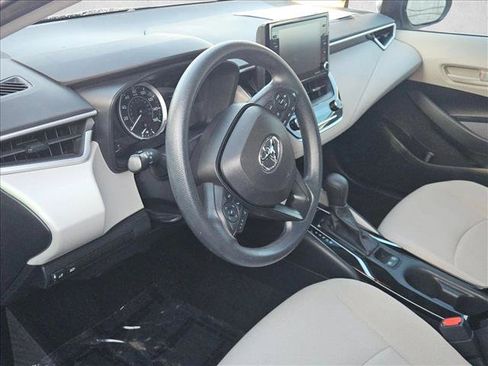 Used 2022 Toyota Corolla LE FWD image 10