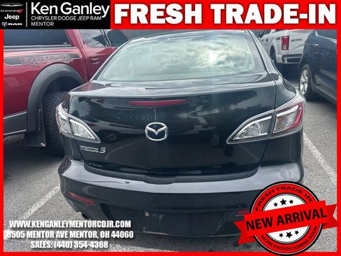 Used 2012 MAZDA MAZDA3 i Touring FWD image 9