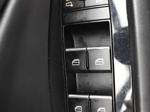 Used 2024 MAZDA CX-30 AWD 2.5 S w/ Select Sport Pkg image 21