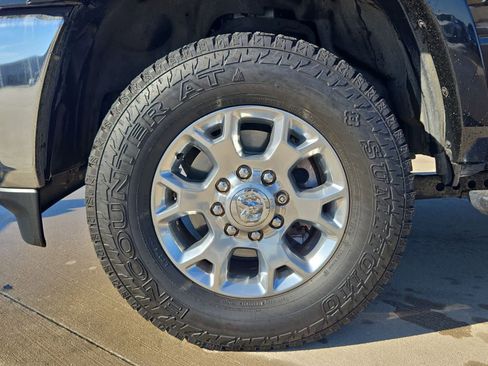 Used 2021 RAM 2500 Laramie image 11