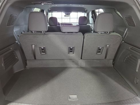 New 2026 Chevrolet Traverse LT image 36