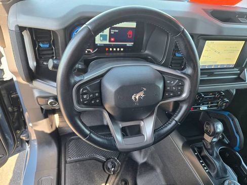 Used 2023 Ford Bronco Black Diamond AWD/4WD image 6
