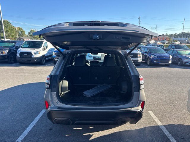 Used 2025 Subaru Forester Limited w/ Popular Package #1 AWD/4WD image 33