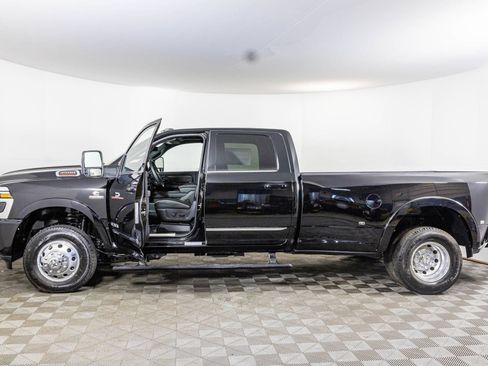 New 2026 RAM 3500 Limited AWD/4WD image 13